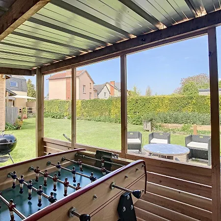Le Qui Veille Holiday home Bayeux