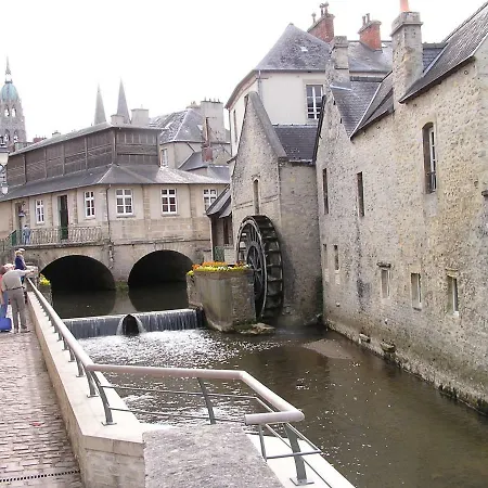 Le Qui Veille Bayeux