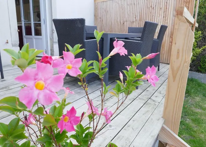 Le Qui Veille Holiday home